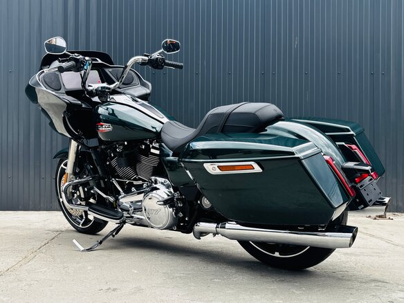 2024 Harley-Davidson Road Glide, зелёный, 3750000 рублей - вид 5