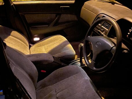 1996 Toyota Vista IV (V40), белый, 190000 рублей, вид 5