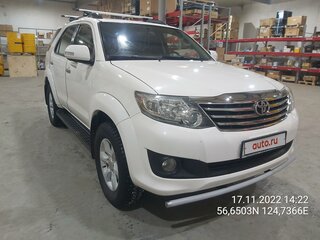 2014 Toyota Fortuner I, белый, 3333000 рублей, вид 1