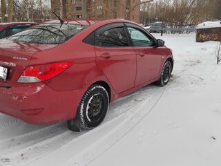 2011 Hyundai Solaris I, красный, 650000 рублей, вид 4