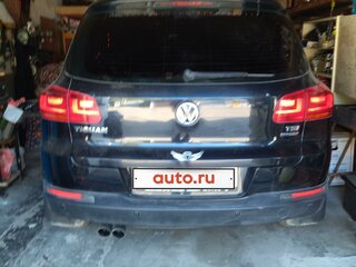 2011 Volkswagen Tiguan I Рестайлинг, чёрный, 1700000 рублей, вид 3