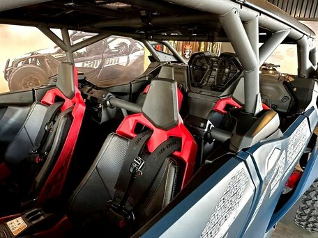 2024 BRP Can-Am Maverick Max X RS Turbo RR, чёрный, 6190000 рублей, вид 5