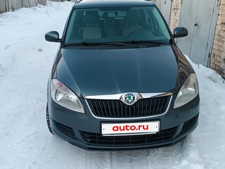 2011 Skoda Fabia II Рестайлинг, серый, 829000 рублей, вид 2