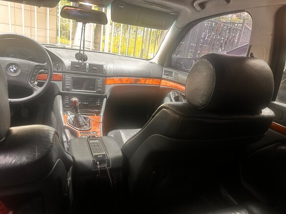1997 BMW 5 серии 523i IV (E39), серебристый, 950000 рублей - вид 7