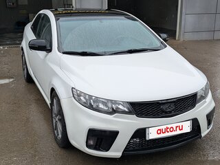 2010 Kia Cerato Koup II, белый, 750000 рублей, вид 3