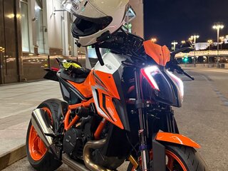2022 KTM 1290 Super Duke R Evo, оранжевый, 1590000 рублей, вид 3