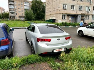 2012 Kia Cerato Koup II, серебристый, 1100000 рублей, вид 4