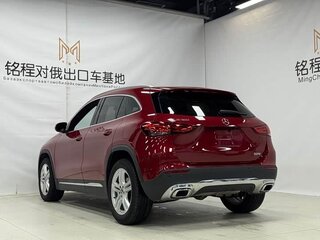 2022 Mercedes-Benz GLA 180 II (H247), пурпурный, 2276666 рублей, вид 4