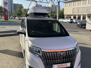 2019 Toyota Esquire I Рестайлинг, белый, 2460000 рублей, вид 4