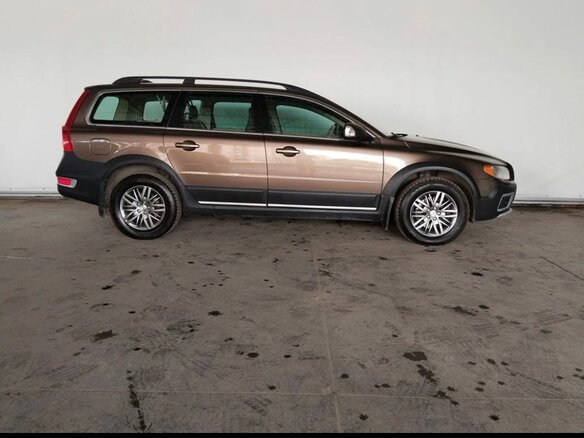 2012 Volvo XC70 II, коричневый, 1700000 рублей - вид 3