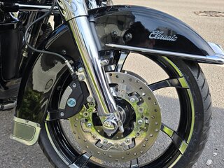 2010 Harley-Davidson Electra Glide, чёрный, 1050000 рублей, вид 4
