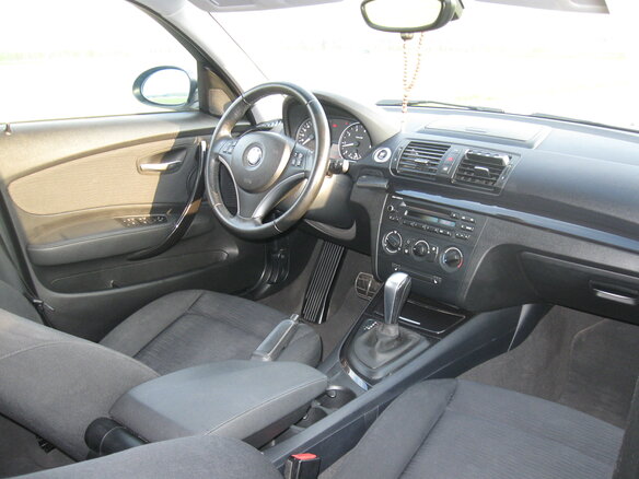 2007 BMW 1 серии 118i I (E81/E82/E87/E88) Рестайлинг, серебристый - вид 16