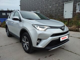 2015 Toyota RAV4 IV (XA40) Рестайлинг, серебристый, 2230000 рублей, вид 3