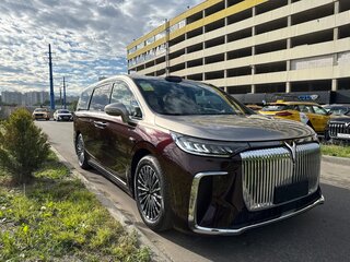 2026 Voyah Dream I Рестайлинг, красный, 9200000 рублей, вид 1