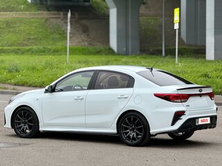 2018 Kia Rio IV, белый, 1350000 рублей, вид 5