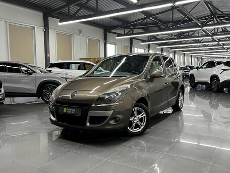2011 Renault Scenic III, коричневый, 745000 рублей, вид 1
