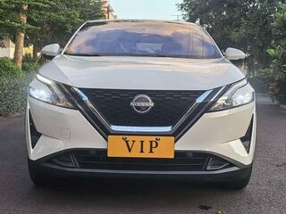 2023 Nissan Qashqai III, белый, 1400300 рублей, вид 2