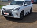2017 Lexus LX 570 III Рестайлинг 2, белый, 7900000 рублей