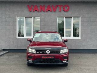 2020 Volkswagen Tiguan II, красный, 2470000 рублей, вид 2