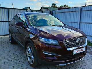 2019 Lincoln MKC I Рестайлинг, красный, 2300000 рублей, вид 2