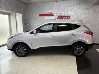 2014 Hyundai ix35 I Рестайлинг, серебристый, 1465000 рублей, вид 2