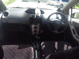 2008 Toyota Vitz II (XP90), серый, 580000 рублей, вид 5