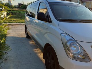2016 Hyundai H-1 II Рестайлинг, белый, 2920000 рублей, вид 4
