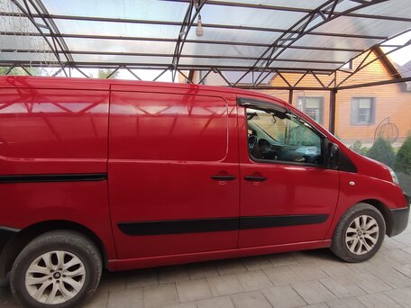 2013 Peugeot Expert, красный, 1100000 рублей, вид 2