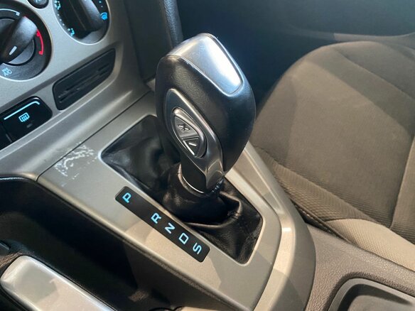 2013 Ford Focus III, коричневый - вид 29