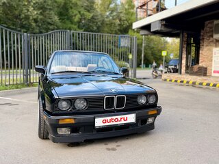 1992 BMW 3 серии 318i II (E30), чёрный, 2500000 рублей, вид 3
