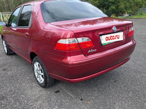 2007 Fiat Albea I Рестайлинг, красный, 250000 рублей - вид 6