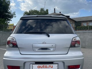 2006 Mitsubishi Outlander I, серебристый, 800000 рублей, вид 4