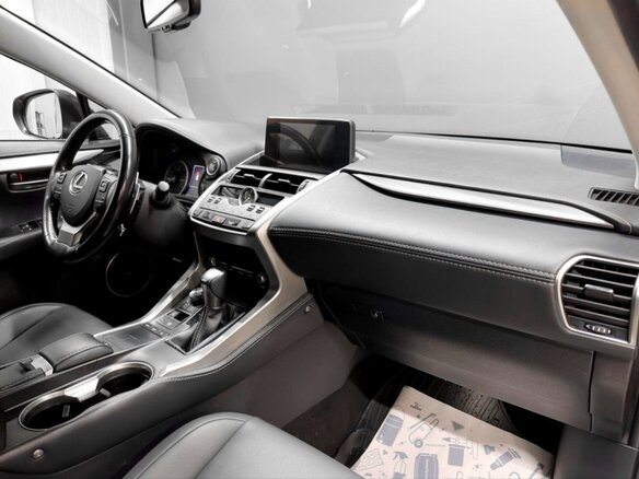 2020 Lexus NX 200 I Рестайлинг, чёрный, 5000000 рублей - вид 5