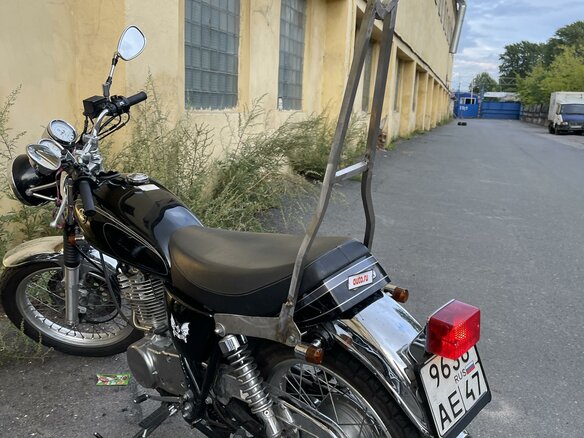 2013 Yamaha SR400, чёрный, 370000 рублей - вид 2