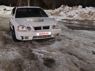 2004 Kia Magentis I Рестайлинг, белый, 335000 рублей, вид 1