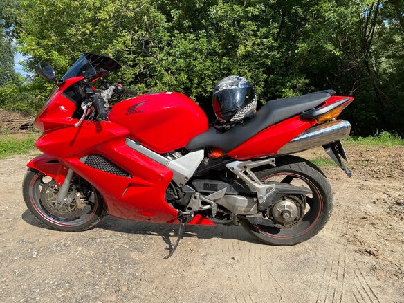 2004 Honda VFR 800, красный, 420000 рублей - вид 1