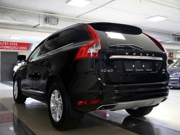 2016 Volvo XC60 I Рестайлинг, чёрный - вид 4