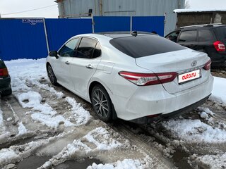 2022 Toyota Camry VIII (XV70) Рестайлинг, белый, 3500000 рублей, вид 1