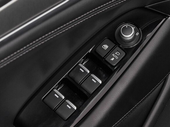 2020 Mazda 6 III (GJ) Рестайлинг 2, чёрный, 3888888 рублей - вид 13