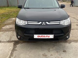 2012 Mitsubishi Outlander III, чёрный, 1300000 рублей, вид 2