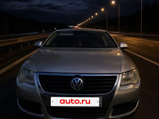 2005 Volkswagen Passat B6, серебристый, 450000 рублей, вид 1