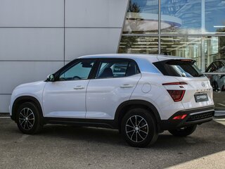 2022 Hyundai Creta II, белый, 2430000 рублей, вид 2