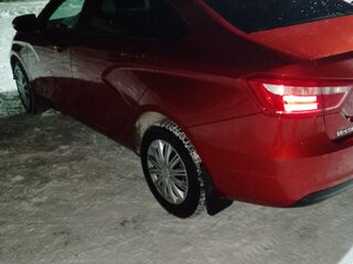 2017 Lada (ВАЗ) Vesta I, красный, 870000 рублей, вид 4