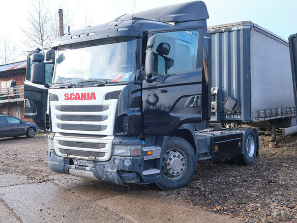 2010 Scania G-series, чёрный, 3000000 рублей - вид 2