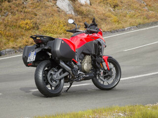 2026 Ducati Multistrada V4, красный, 3650000 рублей, вид 4