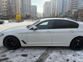2020 BMW 5 серии 520d xDrive VII (G30/G31/G38), белый, 3400000 рублей, вид 4