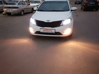 2014 Kia Rio III, белый, 570000 рублей, вид 1