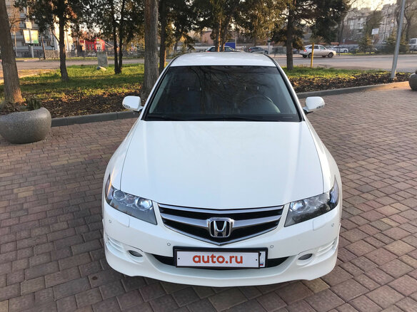 2007 Honda Accord Type S VII Рестайлинг, белый - вид 1
