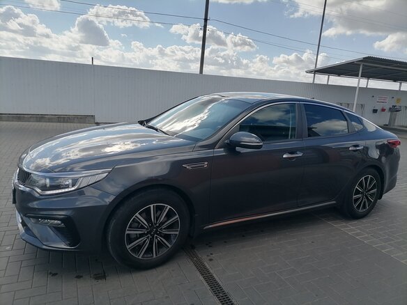 2018 Kia Optima IV, серый, 2500000 рублей - вид 1
