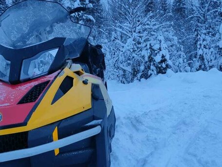 2011 BRP Ski-Doo Tundra 550, чёрный, 700000 рублей, вид 4